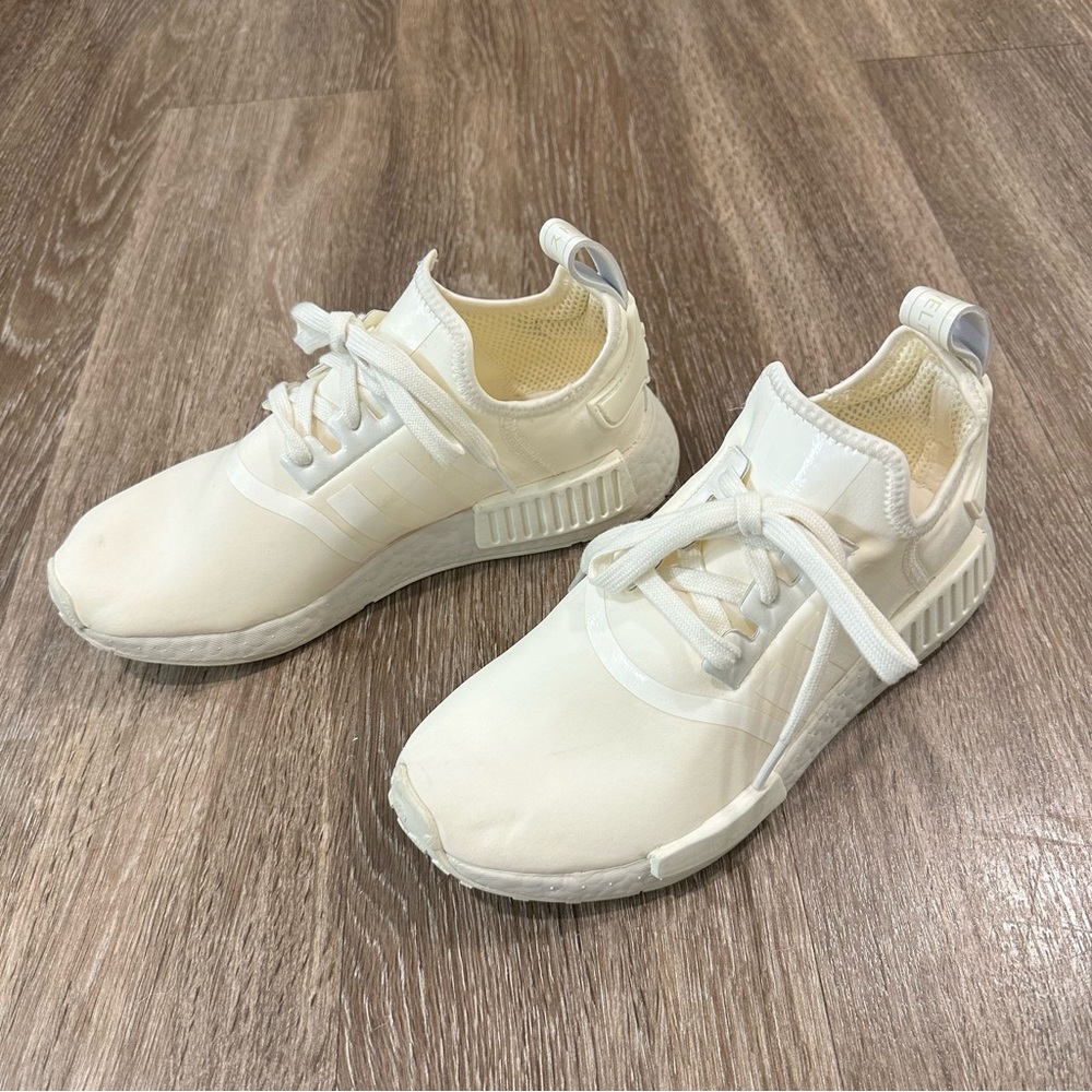 Adidas NMD_R1 SHOES - Size 7